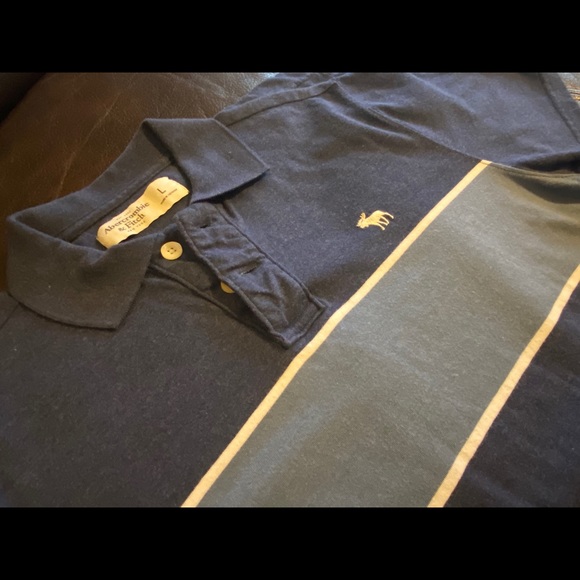 Abercrombie & Fitch T Shirt for Men - Picture 2 of 2